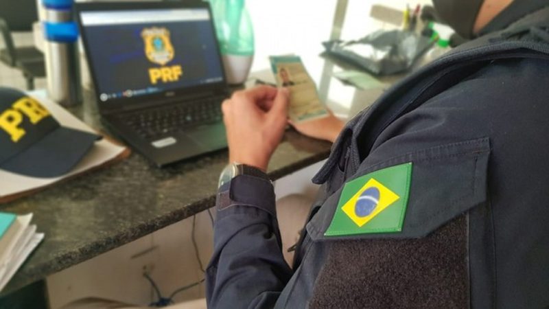 Transição no Sistema de Veículos do Detran-PI: PRF Altera Procedimentos de Fiscalização do Licenciamento Anual