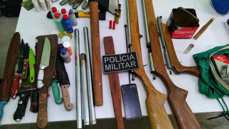Polícia encontra arsenal com homem que atirou contra residência em Campo Maior (PI)