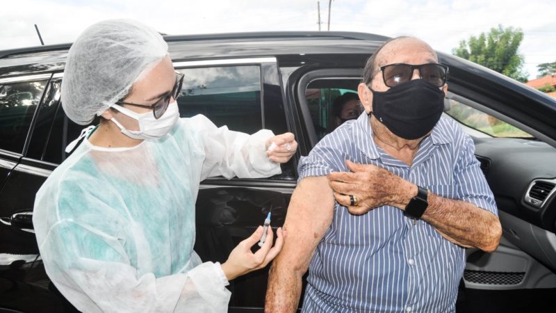 Piripiri imuniza idosos de 85 a 89 anos com 2ª dose de vacina