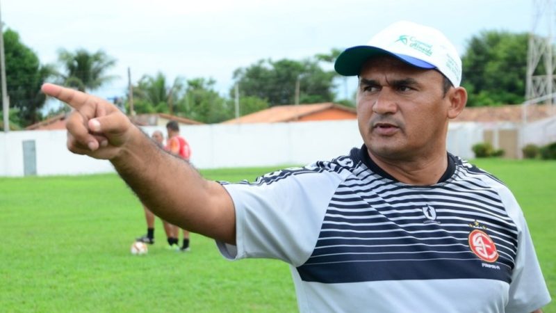 Auxiliar do 4 de Julho, Paolo Rossi é demitido e expõe crise com diretor: “Você conseguiu me tirar”