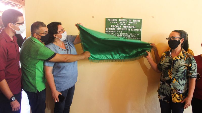 Prefeitura entrega reformas do posto de saúde e da escola da Comunidade São Luís