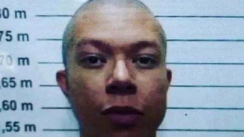 DJ Ivis aparece careca na prisão após Justiça negar pedido de habeas corpus