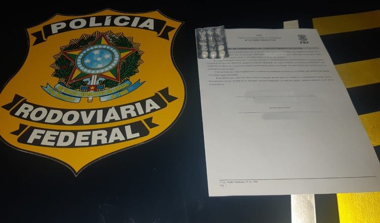 PRF autua caminhoneiro por estar portando anfetaminas para consumo na BR-343 em Piripiri