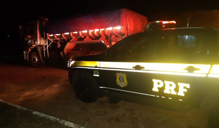 Homem acusado de Receptação é preso pela PRF na BR-222 com caminhão roubado em São João da Fronteira