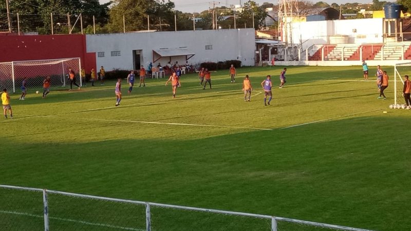 Sem Alemão, 4 de Julho de Piripiri relaciona 18 jogadores para jogo de ida contra o Penarol-AM pela Série D