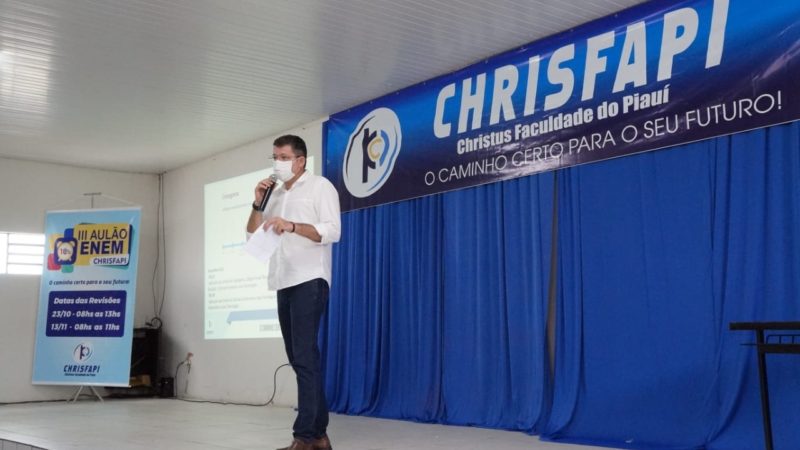 Faculdade Chrisfapi promoveu neste sábado o I encontro do III Aulão Enem Chrisfapi; II encontro ocorrerá dia 13/11
