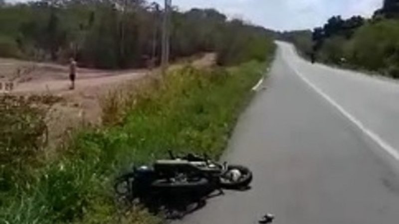 Homem morre e tem a perna decepada em acidente na BR-343 em Altos