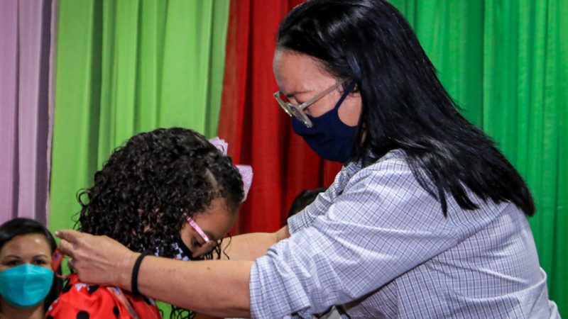 SEDUC de Piripiri entrega medalhas conquistadas na Olimpíada Brasileira de Astronomia e Astronáutica (OBA)