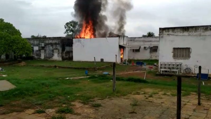 Incêndio de grandes proporções atinge Hospital Regional de Campo Maior