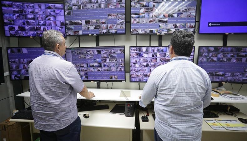 Sala no TRE com 500 câmeras monitora urnas eletrônicas em Teresina e interior