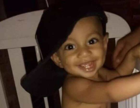 Pais de bebê que teria sido morto durante ritual no Piauí são soltos após oito meses presos