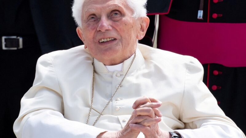 Morre o Papa emérito Bento XVI, aos 95 anos