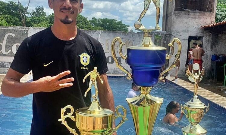 Jogador de futebol morre após grave acidente de moto em Piracuruca