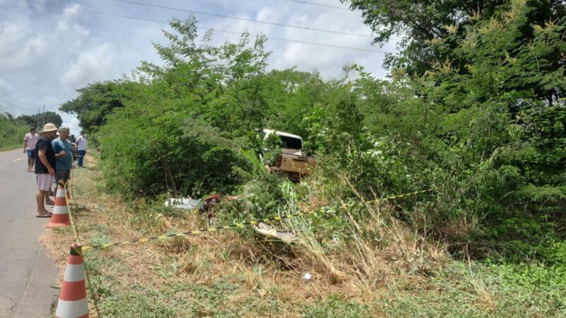 Colisão entre moto e carro deixa um homem morto na estrada do açude Caldeirão em Piripiri; Vídeo