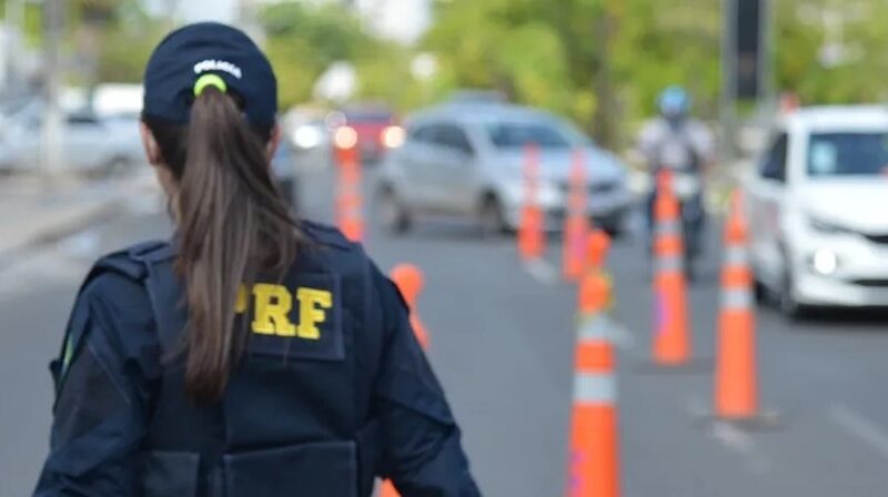 Motociclista morre após colidir com meio-fio e ser arremessado de moto na BR-343 em Brasileira