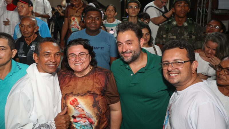 Prefeita Jôve Oliveira participa da procissão de encerramento dos Festejo de N.S. dos Remédios