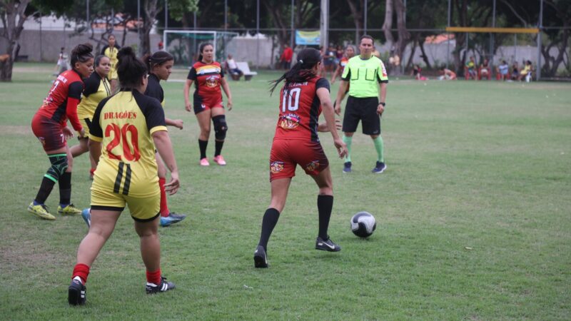 Copa Batom de Futebol Feminino tem disputas acirradas no Torneio Início