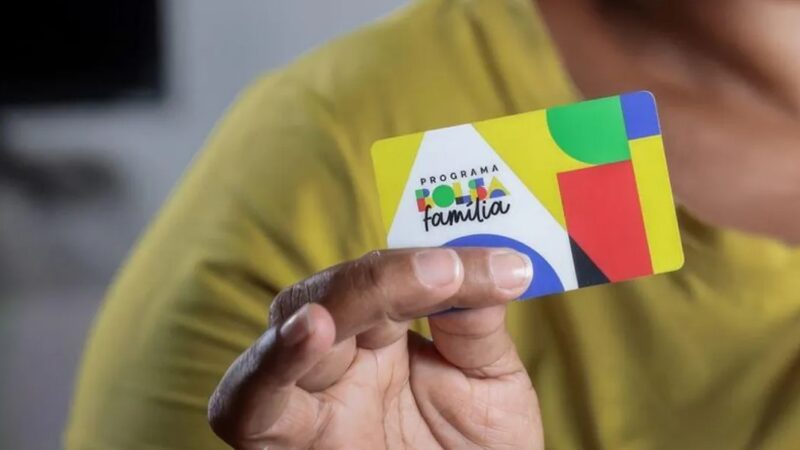 Bolsa Família 2024: pagamentos começam nesta quinta-feira 18 indo até o final do mês; veja calendário