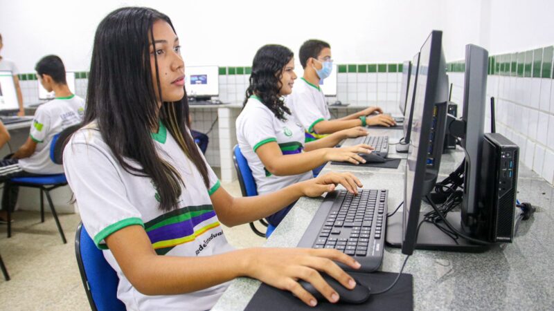 Piauí é o estado com o maior percentual de matrículas na educação profissional e o segundo no tempo integral