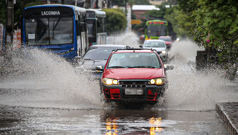 Defesa Civil alerta para chuva intensa nas próximas 48h em cidades do Piauí; veja previsão