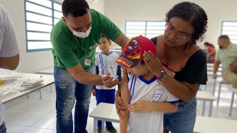 Piauí recebe mais de 440 mil doses de vacina contra a influenza para campanha na segunda (25)