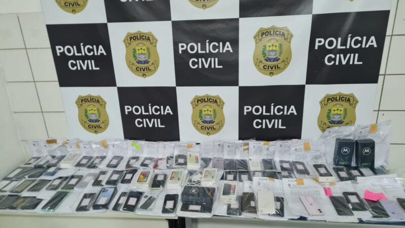 Polícia Civil realiza restituição de 200 celulares recuperados no primeiro trimestre deste ano