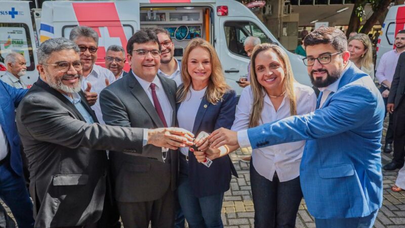 Hospitais do Piauí recebem 10 ambulâncias para pacientes de alto risco; Hospital de Piripiri foi um dos contemplados
