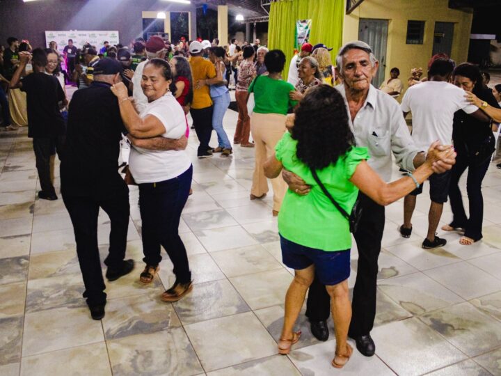 Prefeitura de Piripiri promove Forró do Idoso em evento de integração e alegria