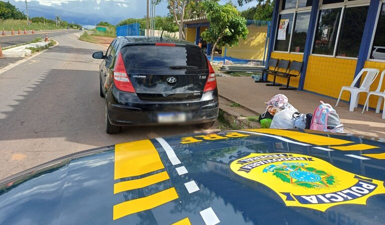 Condutor inabilitado é preso pela PRF, em Parnaíba (PI), com veículo roubado