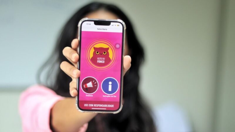 Agosto Lilás: Etipi dá dicas de combate à violência contra a mulher na internet