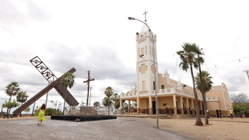 Turismo Religioso: Santa Cruz dos Milagres reúne milhares de fiéis neste mês de setembro