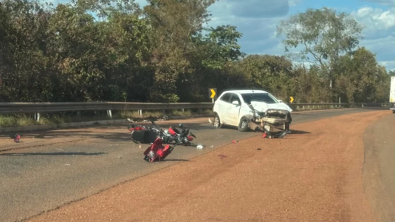 Colisão entre carro e moto deixa um morto na BR- 343 entre Capitão de Campos e Piripiri