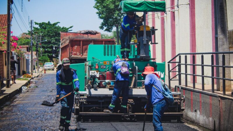 Prefeitura de Piripiri conclui asfaltamento da Rua Onofre Melo