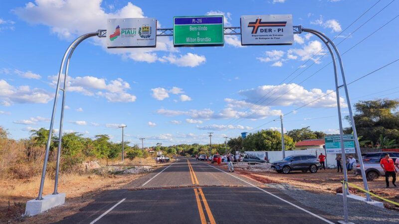 Diretor-geral do DER vistoria obras na região dos Cocais; território já recebeu mais de R$ 100 milhões em melhorias