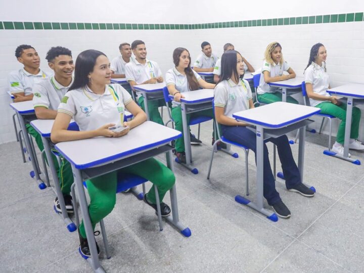 Renovação de matrículas para o ano letivo de 2025 das escolas estaduais iniciam na segunda (25)