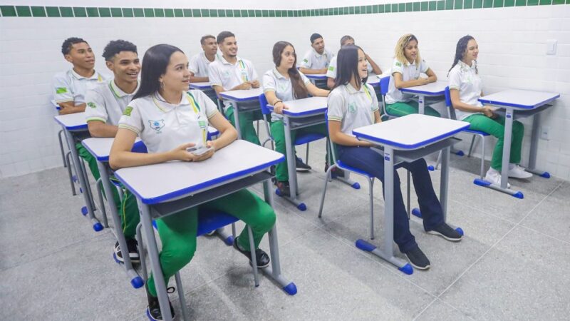 Renovação de matrículas para o ano letivo de 2025 das escolas estaduais iniciam na segunda (25)