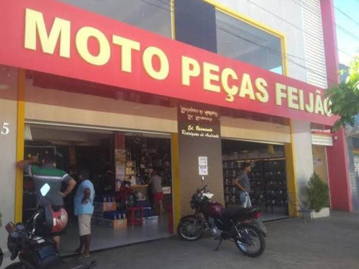 Moto Peças Feijão deseja aos clientes e amigos um Natal de luz e esperança e que o Ano Novo seja de muitas realizações