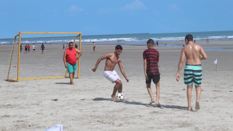 Férias com Esporte: Atividades esportivas e de lazer movimentam o litoral piauiense no fim de semana