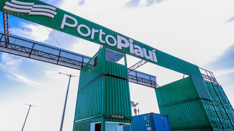 Incêndio no depósito do canteiro de obras do Porto é controlado sem vítimas nem impacto no cronograma de serviços