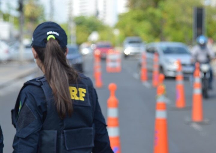 Operação Rosas de Aço: PRF intensifica combate à violência contra a mulher em todo o país