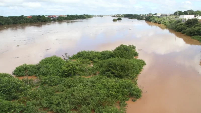 Piauí tem chuvas intensas e dois rios acima da cota de alerta