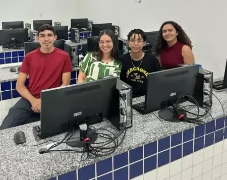 Campus da Uespi de Piripiri inaugura o 17º laboratório de informática