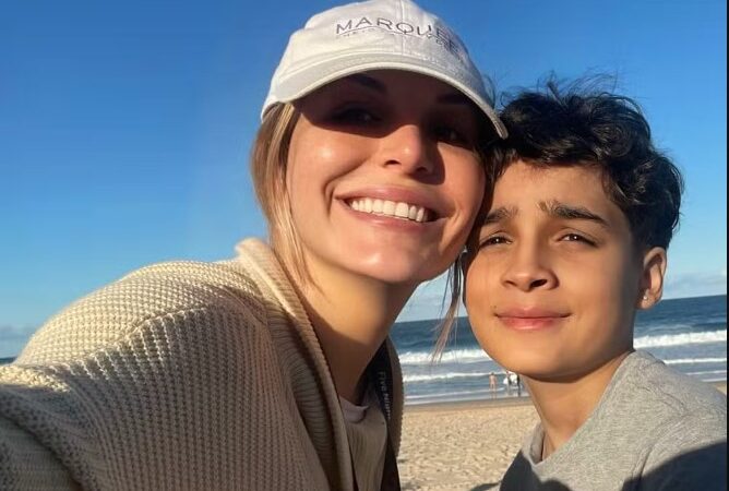 Clare McCan: entenda caso da atriz que quer congelar corpo do filho de 13 anos