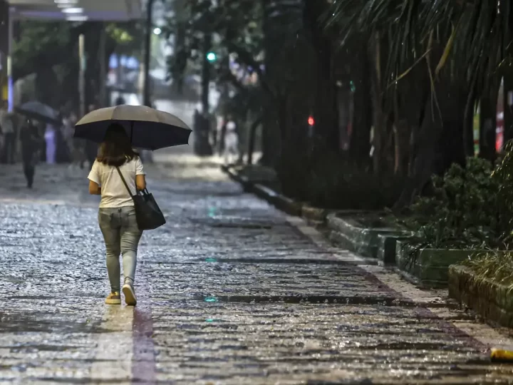 Dias das mães pode ser chuvoso em maior parte do país, prevê Inmet