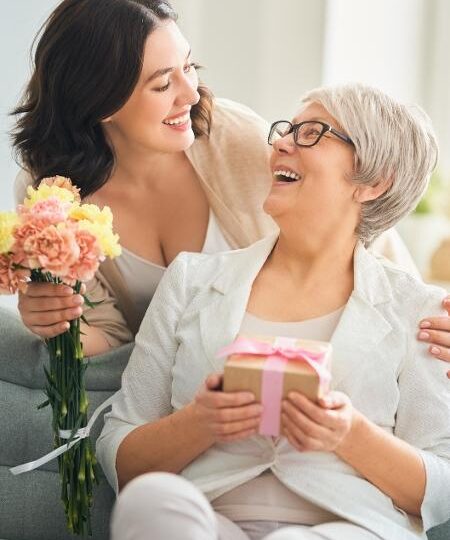 A Ótica Pontual deseja a todas as Mães um dia cheio de Amor, Paz e muitas Alegrias