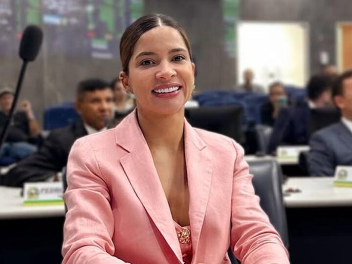 Polícia encontra tablet e celular escondidos na cela da vereadora Tatiana Medeiros, presa em Teresina