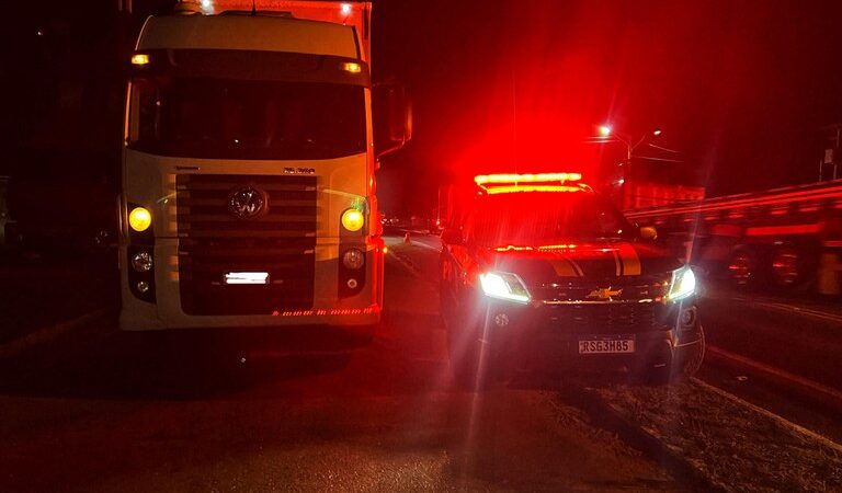 PRF recupera caminhão com registro de roubo durante fiscalização no Piauí