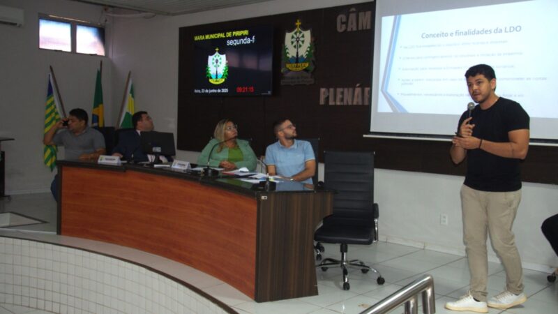 Audiência pública na Câmara Municipal de Piripiri debate Diretrizes Orçamentárias para 2026