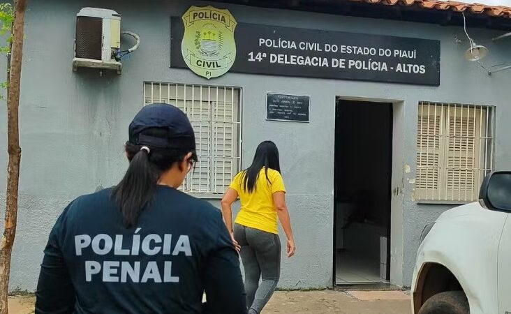 Mulher é presa ao tentar entrar em presídio com drogas escondidas na vagina, em Altos