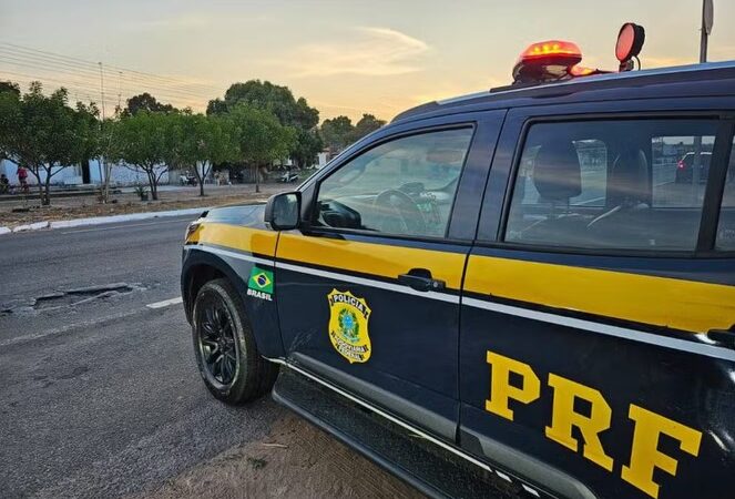 Acidente entre carro e moto deixa jovem de 24 anos morto na BR-343 entre Brasileira e Piripiri
